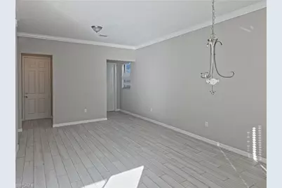 8923 Madrid Cir, Naples, FL 34104 - Photo 20