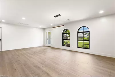 1911 Princess Ct, Naples, FL 34110 - Photo 6