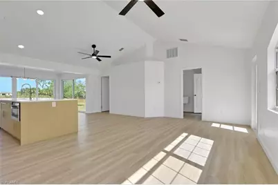 2685 29th Ave NE, Naples, FL 34120 - Photo 8