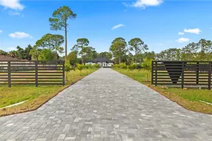 1687 19th St SW, Naples, FL 34117 - Photo 44