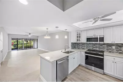 267 Deerwood Cir #3, Naples, FL 34113 - Photo 8