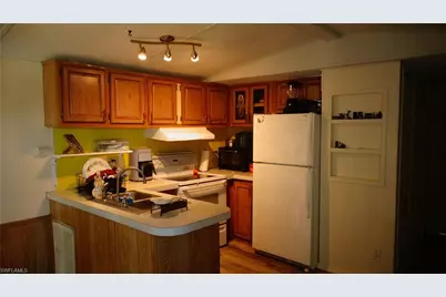 238 Harbor Pl N, Goodland, FL 34140 - Photo 12