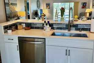 1075 Foxfire Ln, Naples, FL 34104 - Photo 2