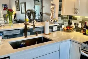 1075 Foxfire Ln, Naples, FL 34104 - Photo 4