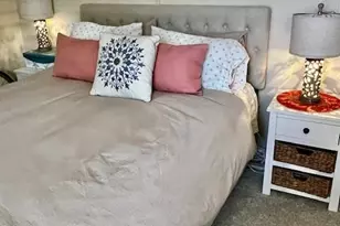 1075 Foxfire Ln, Naples, FL 34104 - Photo 10