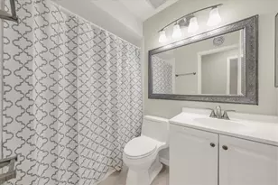 7320 Glenmoor Ln, Naples, FL 34104 - Photo 20