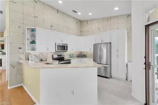 162 Newport Dr, Naples, FL 34114 - Photo 6