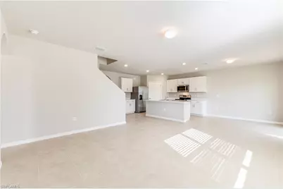 1401 NE 5th Pl, Cape Coral, FL 33909 - Photo 10