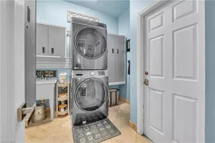 24410 Golden Eagle Ln, Bonita Springs, FL 34135 - Photo 30