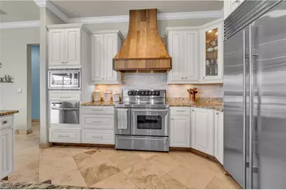 24410 Golden Eagle Ln, Bonita Springs, FL 34135 - Photo 10