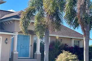 2020 NE 34th Ln, Cape Coral, FL 33909 - Photo 2