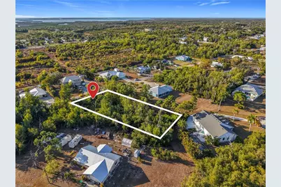 11638 Oakland Dr, Bokeelia, FL 33922 - Photo 4
