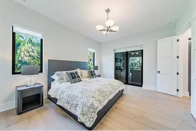 4638 Idylwood Ln, Naples, FL 34119 - Photo 18