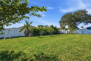 4153 NE 9th Pl, Cape Coral, FL 33909 - Photo 38