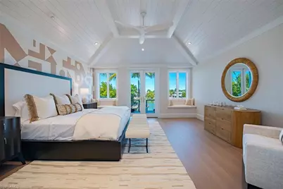 275 Spring Line Dr, Naples, FL 34102 - Photo 38