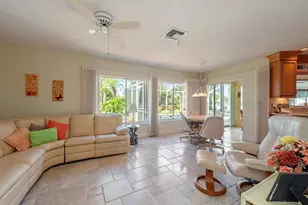 4671 Ashton Ct, Naples, FL 34112 - Photo 4