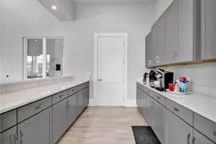 268 Indies Dr E, Naples, FL 34114 - Photo 28