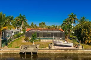 1636 SE 39th St, Cape Coral, FL 33904 - Photo 48