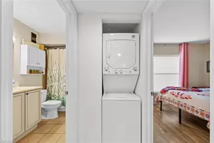 9623 Eaton Gardens Ln, Fort Myers, FL 33919 - Photo 20