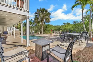 1292 Grand Canal Dr, Naples, FL 34110 - Photo 34