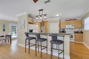 1292 Grand Canal Dr, Naples, FL 34110 - Photo 6