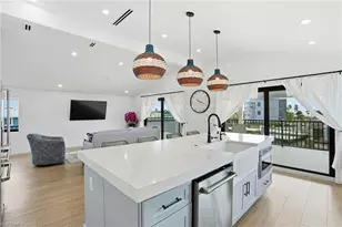 910 Third St, Fort Myers Beach, FL 33931 - Photo 14