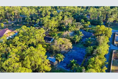 5191 Mahogany Ridge Dr, Naples, FL 34119 - Photo 6