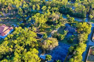 5191 Mahogany Ridge Dr, Naples, FL 34119 - Photo 4