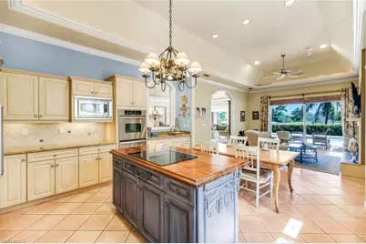 15588 Whitney Ln, Naples, FL 34110 - Photo 12