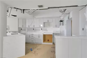 4751 Gulf Shore Blvd N, Naples, FL 34103 - Photo 6