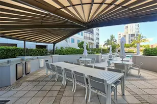 8665 Bay Colony Dr, Naples, FL 34108 - Photo 36