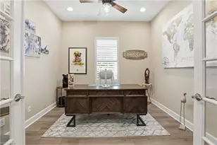 8665 Dilillo Ct, Naples, FL 34119 - Photo 10