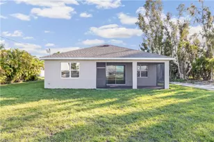 567 Spring Hill Lake Loop, Cape Coral, FL 33993 - Photo 14