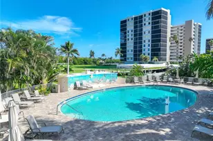 5 Bluebill Ave, Naples, FL 34108 - Photo 2