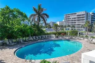 5 Bluebill Ave, Naples, FL 34108 - Photo 38