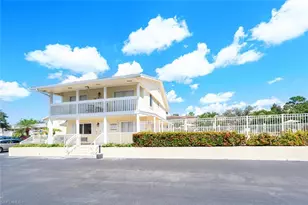 4603 Bayshore Dr, Naples, FL 34112 - Photo 22