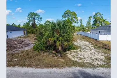 749 Newell St E, Lehigh Acres, FL 33974 - Photo 1