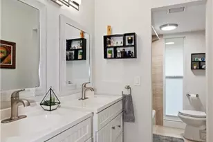 221 Palm Dr, Naples, FL 34112 - Photo 16