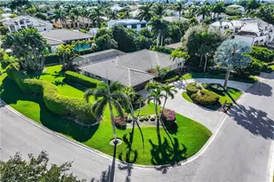 688 Parkview Ln, Naples, FL 34103 - Photo 26