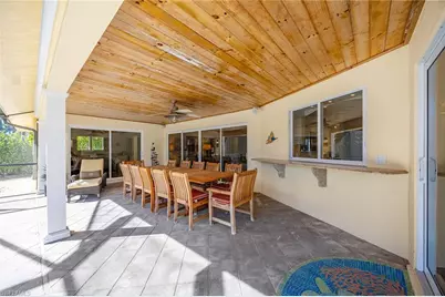 688 Parkview Ln, Naples, FL 34103 - Photo 24