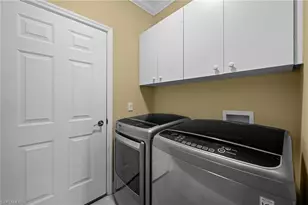 5896 3 Iron Dr, Naples, FL 34110 - Photo 14