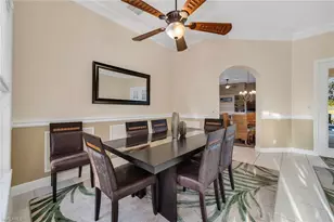 934 Marble Dr, Naples, FL 34104 - Photo 14