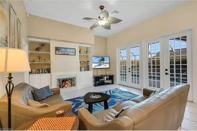 934 Marble Dr, Naples, FL 34104 - Photo 6