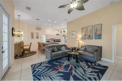 934 Marble Dr, Naples, FL 34104 - Photo 8