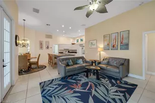 934 Marble Dr, Naples, FL 34104 - Photo 8