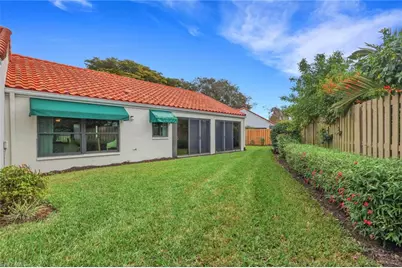 805 Reef Point Cir, Naples, FL 34108 - Photo 22