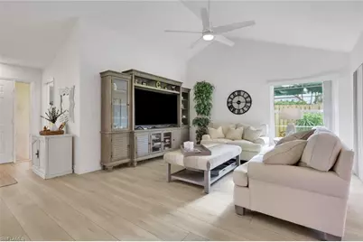 805 Reef Point Cir, Naples, FL 34108 - Photo 6