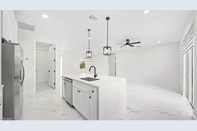 726 Giorgio Ave S, Lehigh Acres, FL 33974 - Photo 10