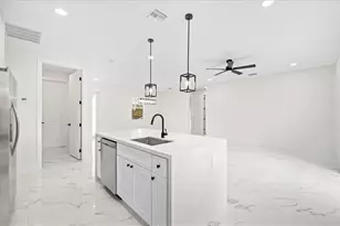 726 Giorgio Ave S, Lehigh Acres, FL 33974 - Photo 10