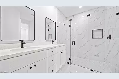 726 Giorgio Ave S, Lehigh Acres, FL 33974 - Photo 4